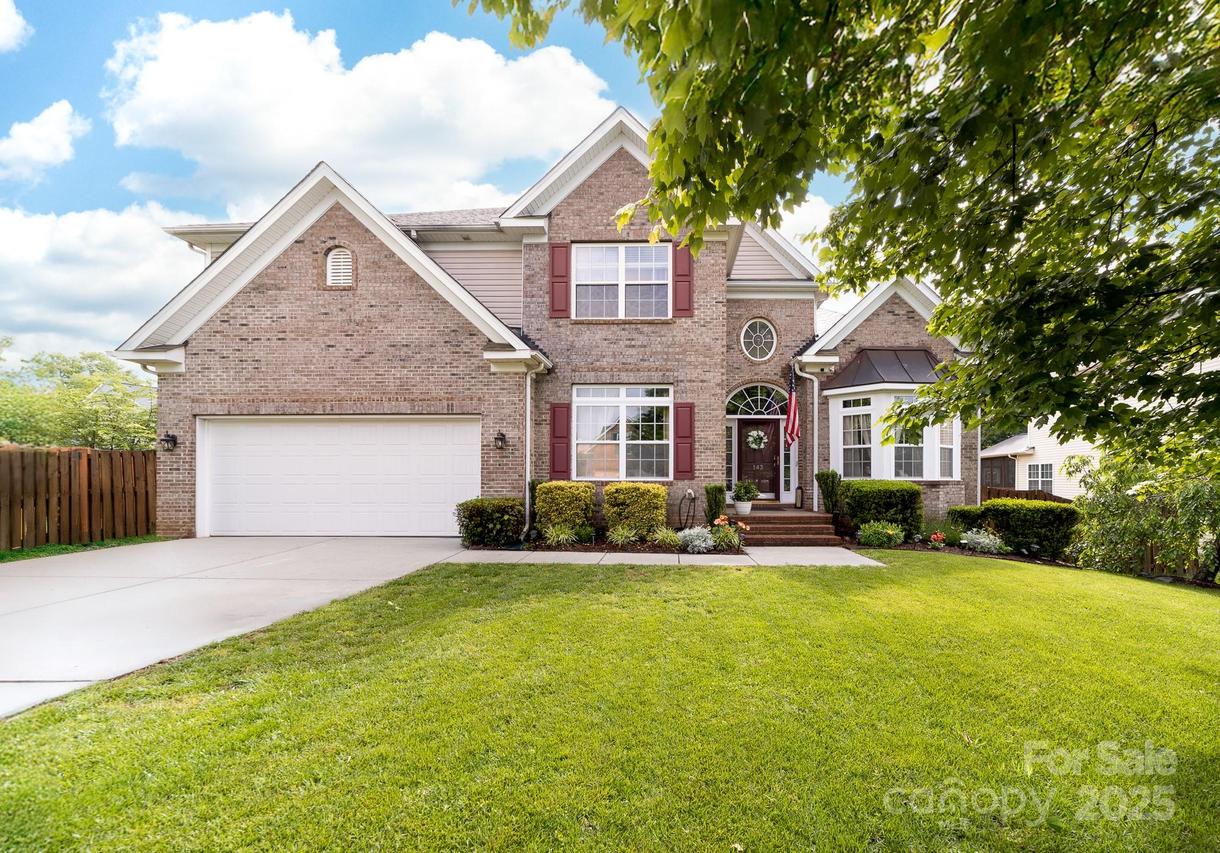 143 Heywatchis Dr., Mooresville, NC 28115
