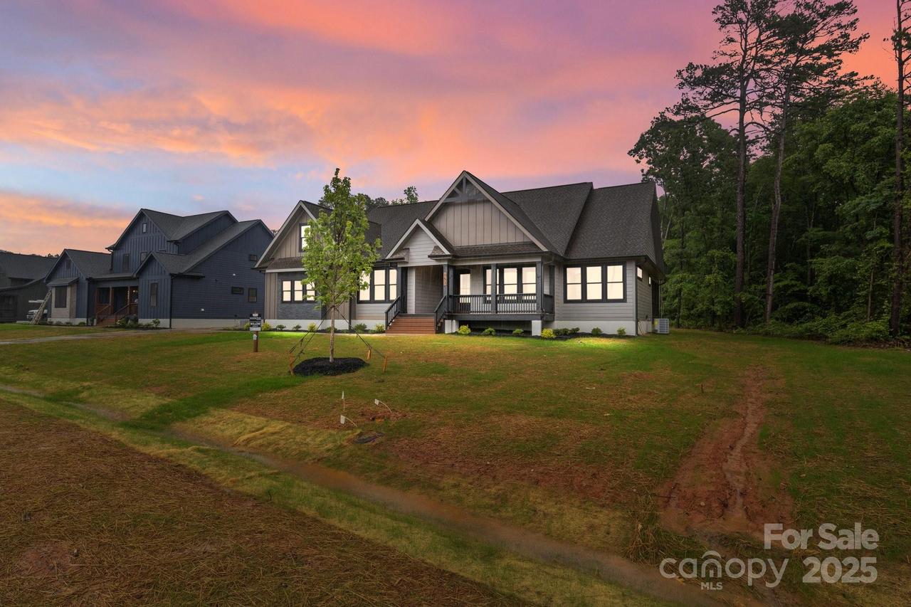 153 Mills Garden Rd., Statesville, NC 28625