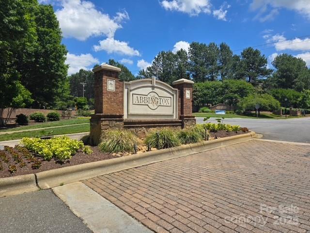 8602 Kilbourne Ct., Harrisburg, NC 28075