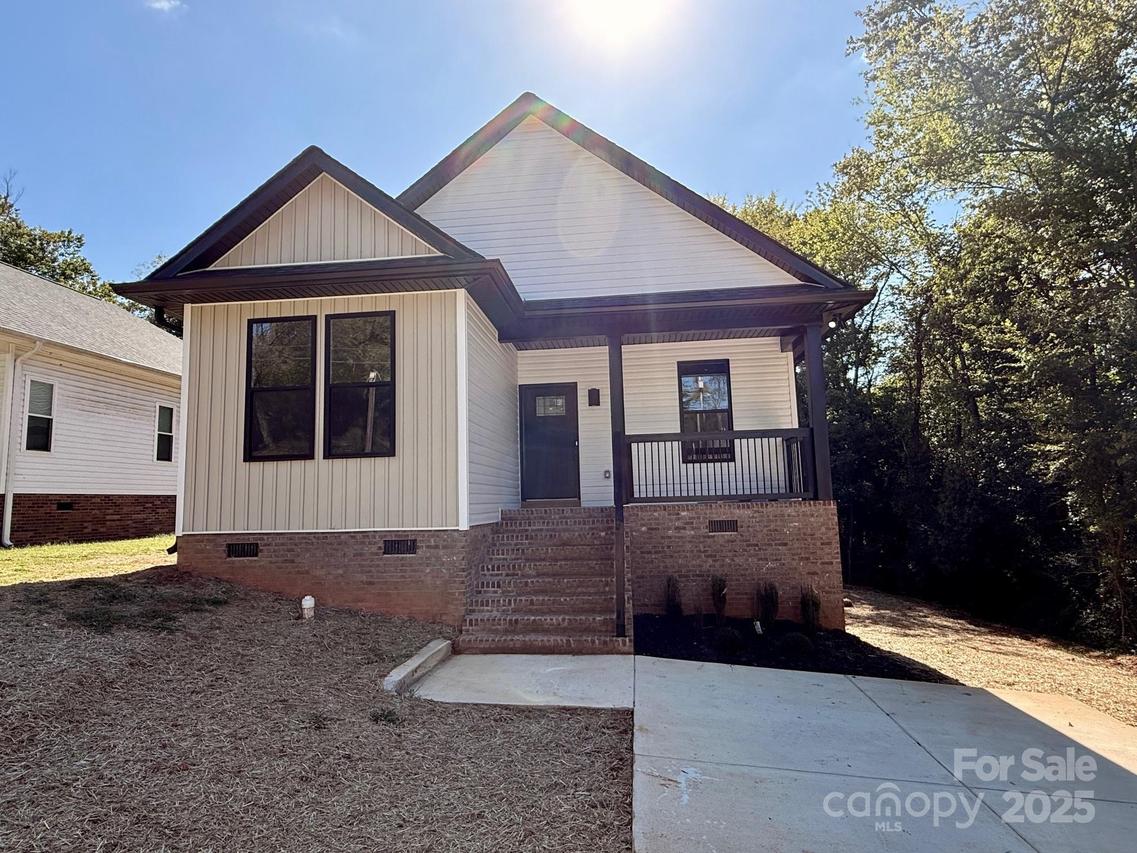 208 Malvern Dr., Concord, NC 28025