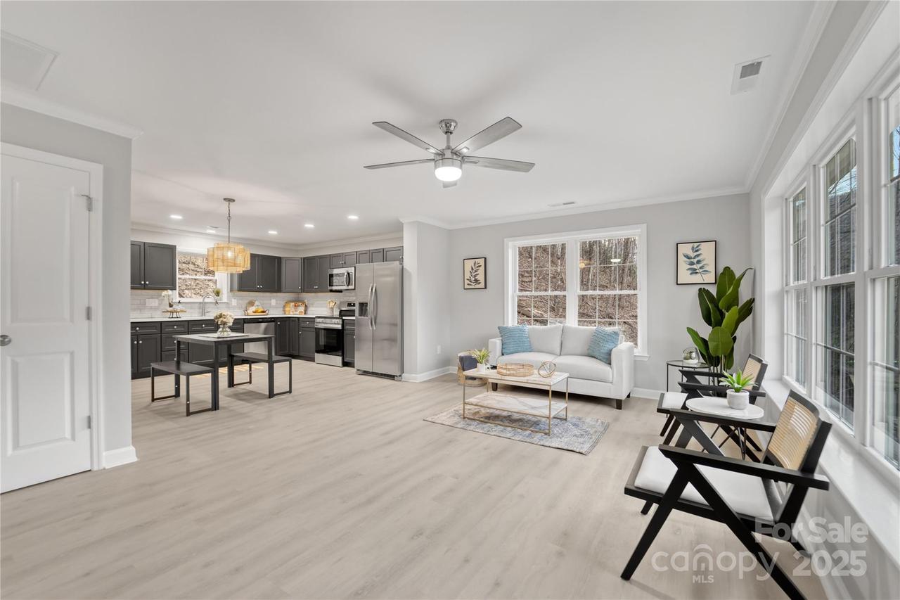 60 Leisure Ln., Maggie Valley, NC 28751