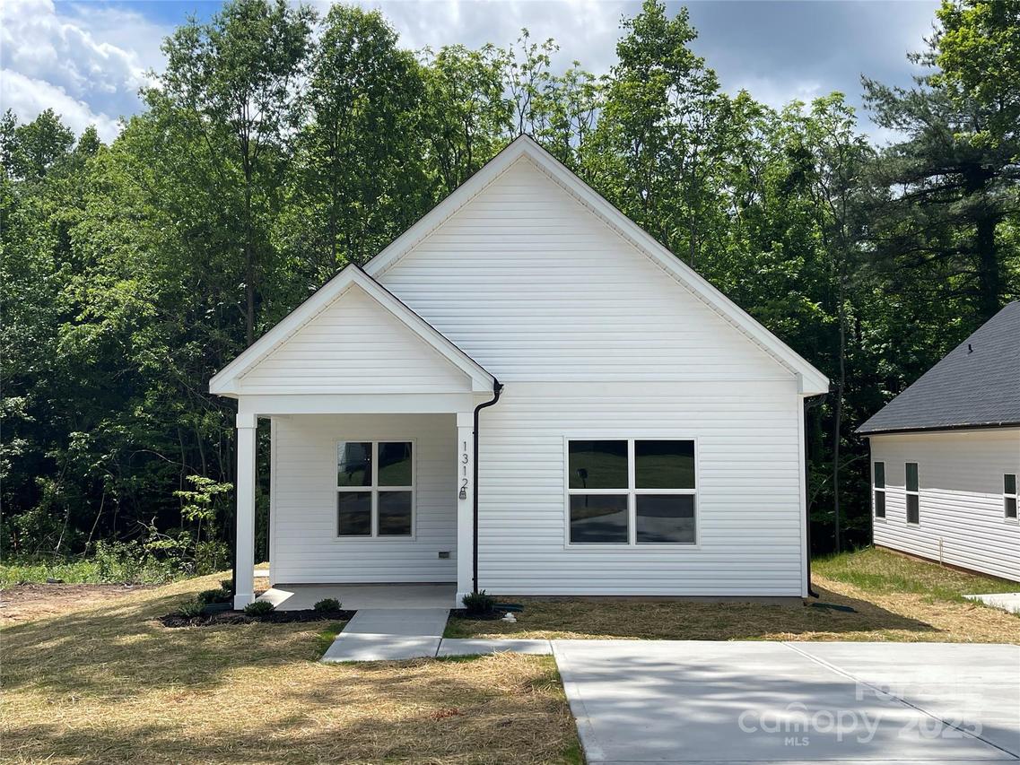 1312 7th St., Statesville, NC 28677
