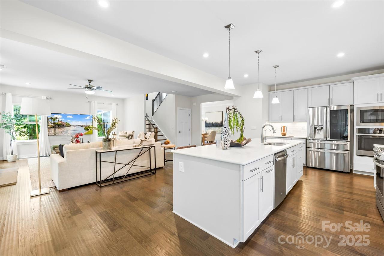 10901 Greenvale Dr., Harrisburg, NC 28075