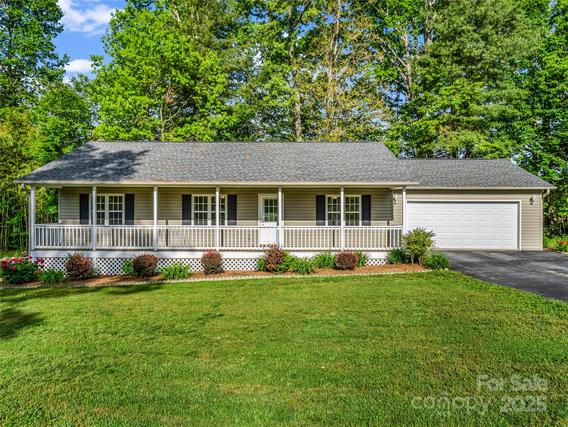 New Homes For Sale This Week That Attend East Henderson High: May 9th to May 15th