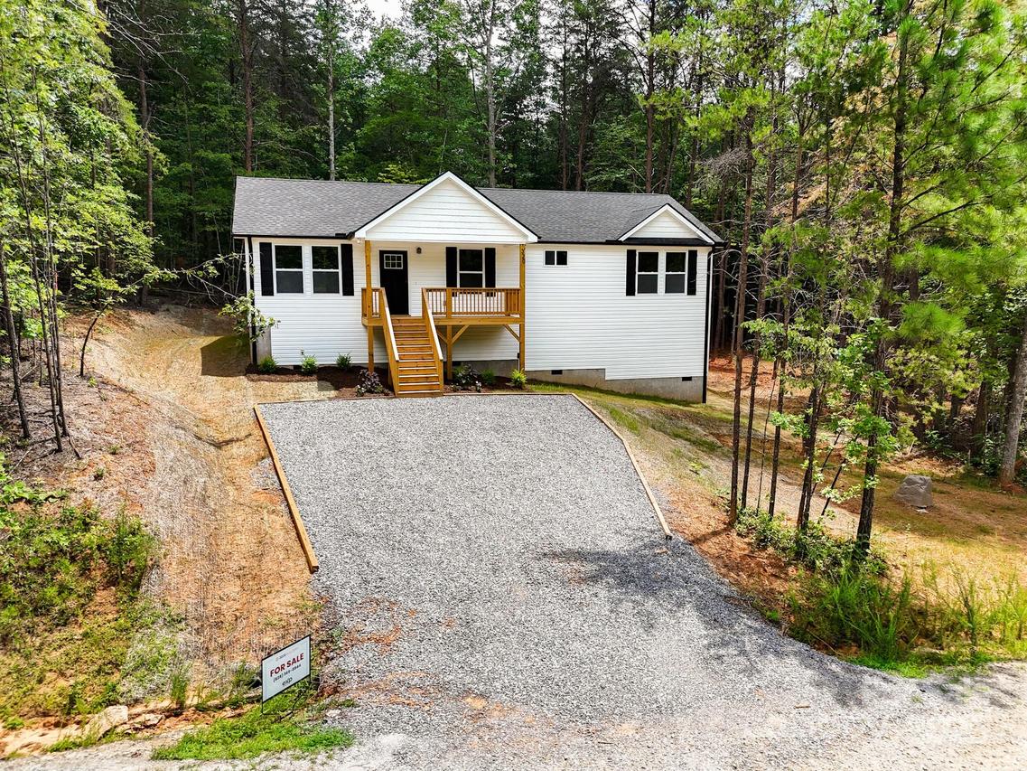 320 Haven Ridge Ln., Marion, NC 28752