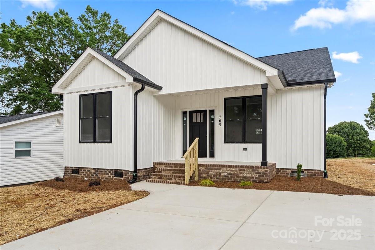 705 Sunderland Rd., Concord, NC 28027
