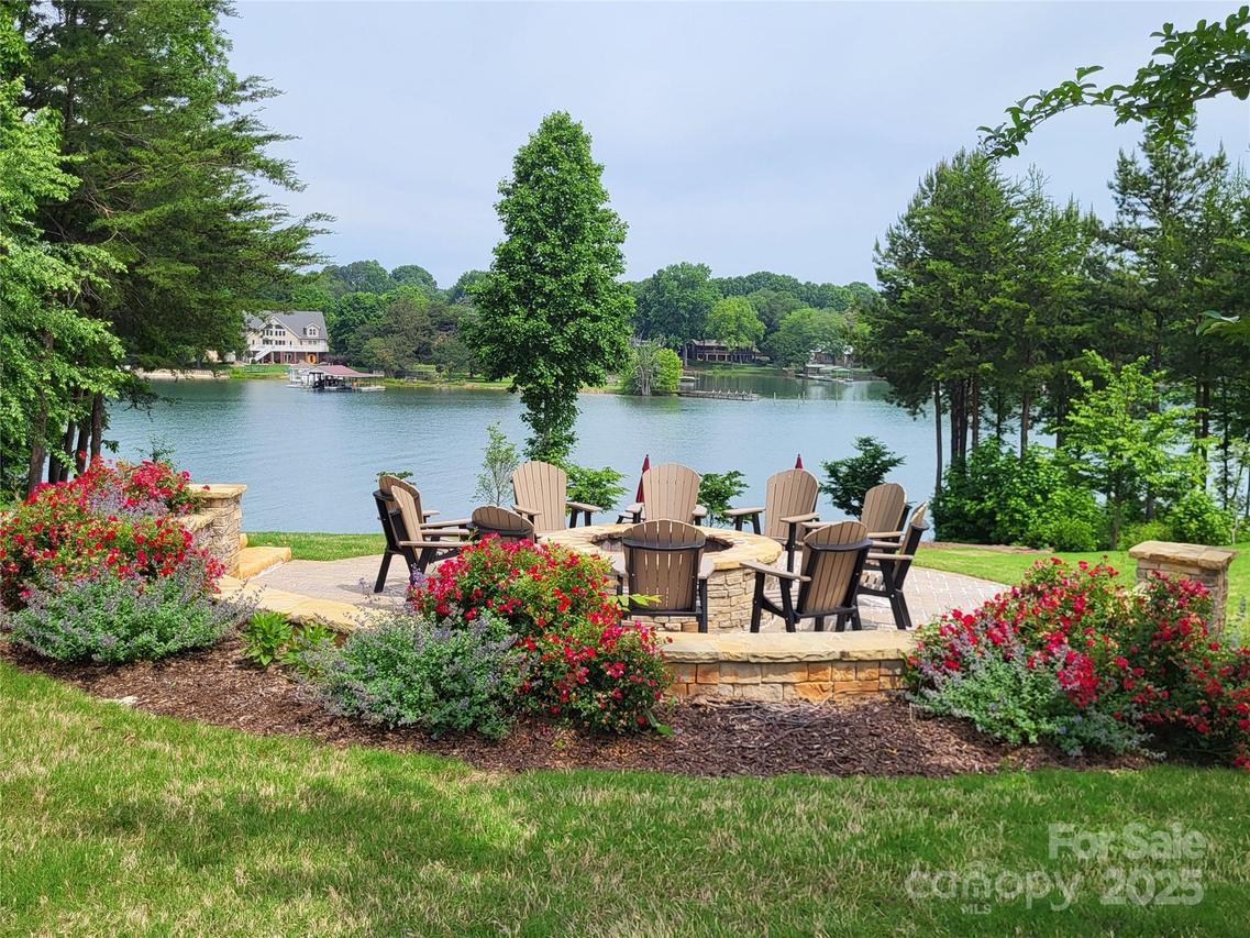 117 Lanyard Dr. #E, Mooresville, NC 28117