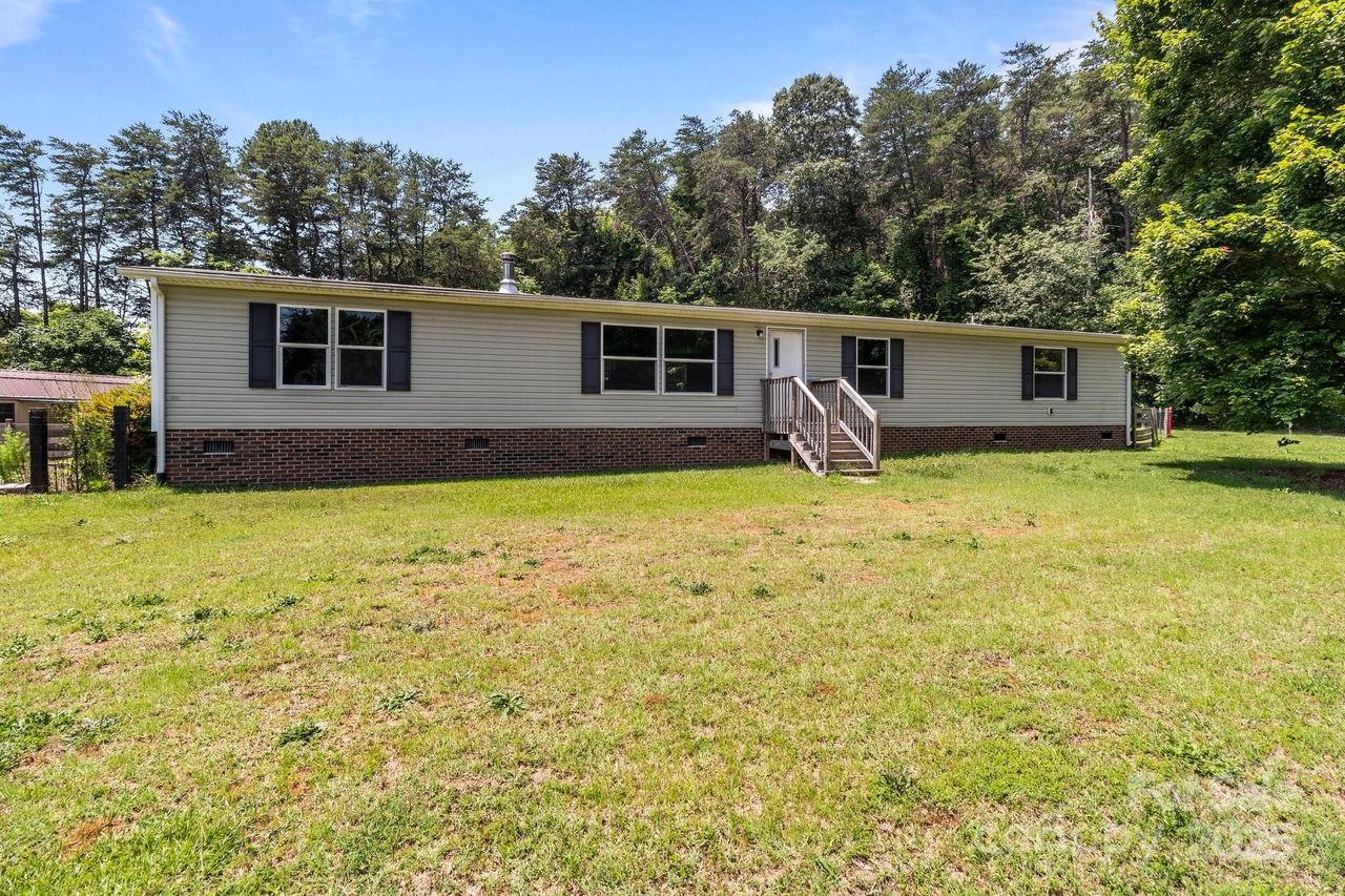 151 Lillyfield Dr., Rockwell, NC 28138