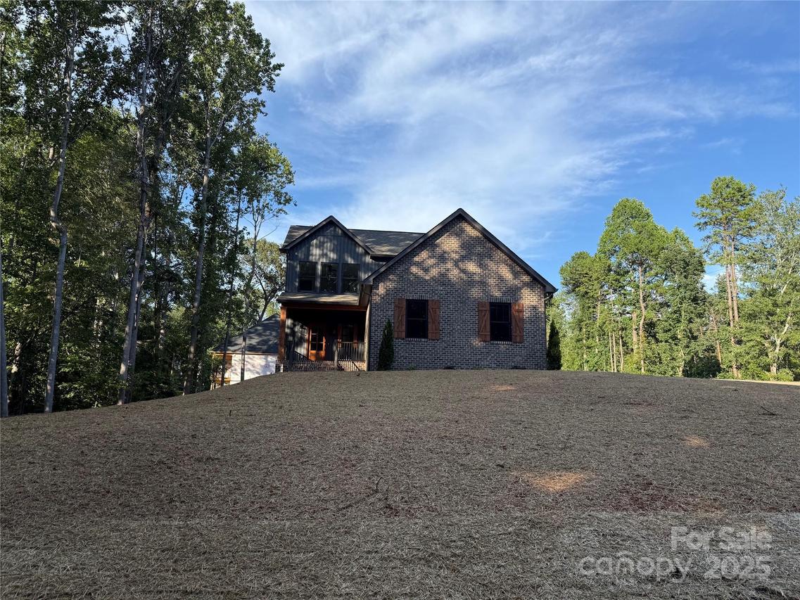 124 Third St., Hildebran, NC 28602