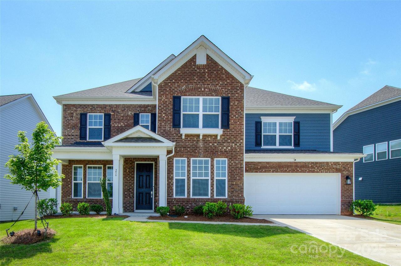 256 W Waterlynn Rd., Mooresville, NC 28117