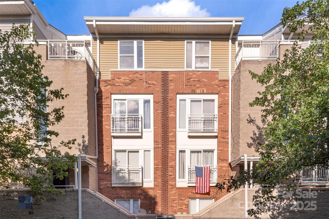 511 Donatello Ave., Charlotte, NC 28205