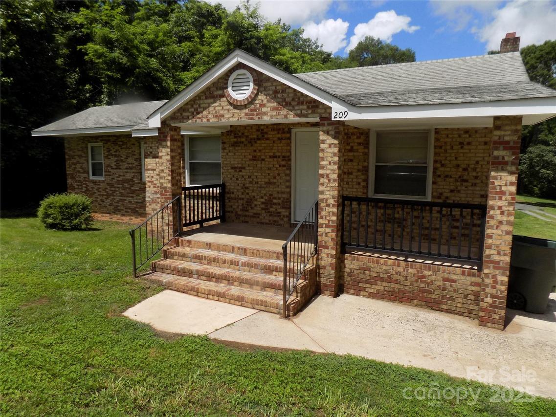 209 Barber Rd., Gastonia, NC 28056