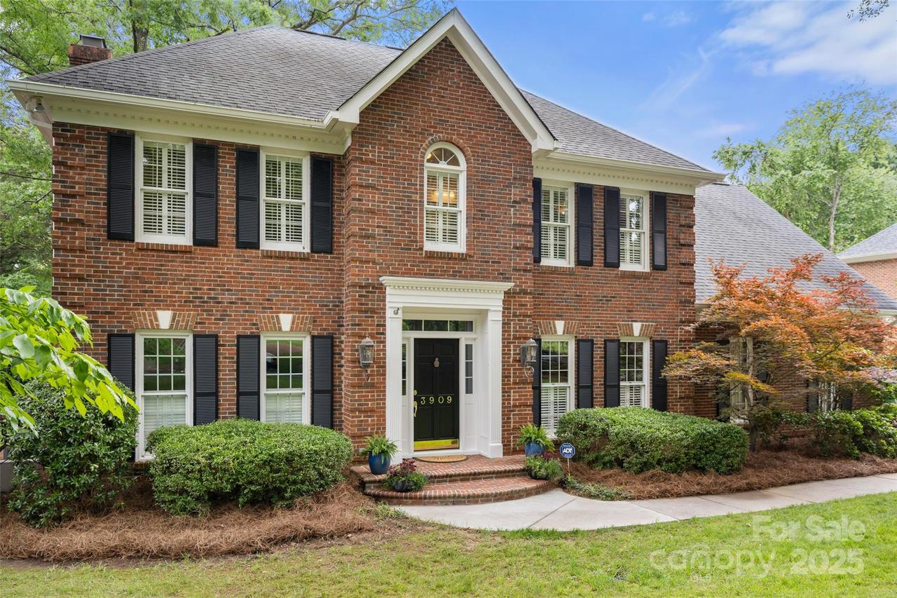 3909 Black Sycamore Dr., Charlotte, NC 28226