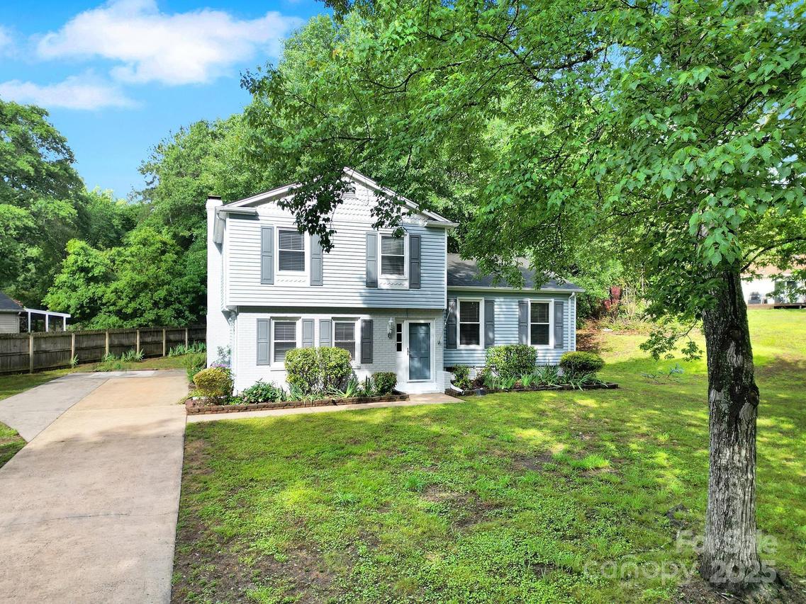 8514 Timber Crest Cir., Charlotte, NC 28226