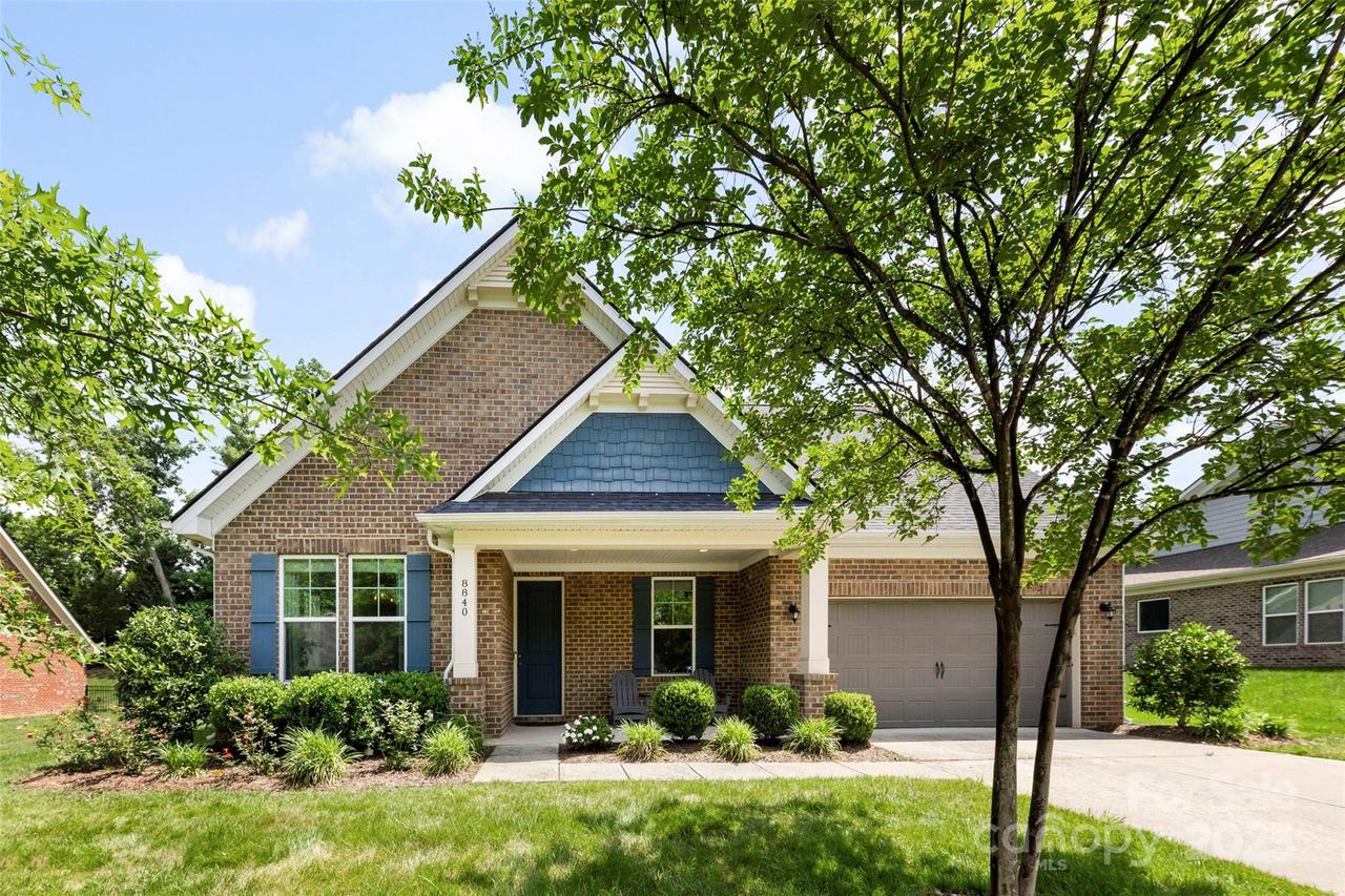 8840 Mullis Forest Ct., Mint Hill, NC 28227