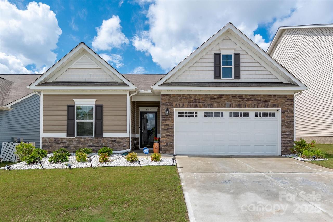 9034 Evercrisp Ln. #106, Charlotte, NC 28215