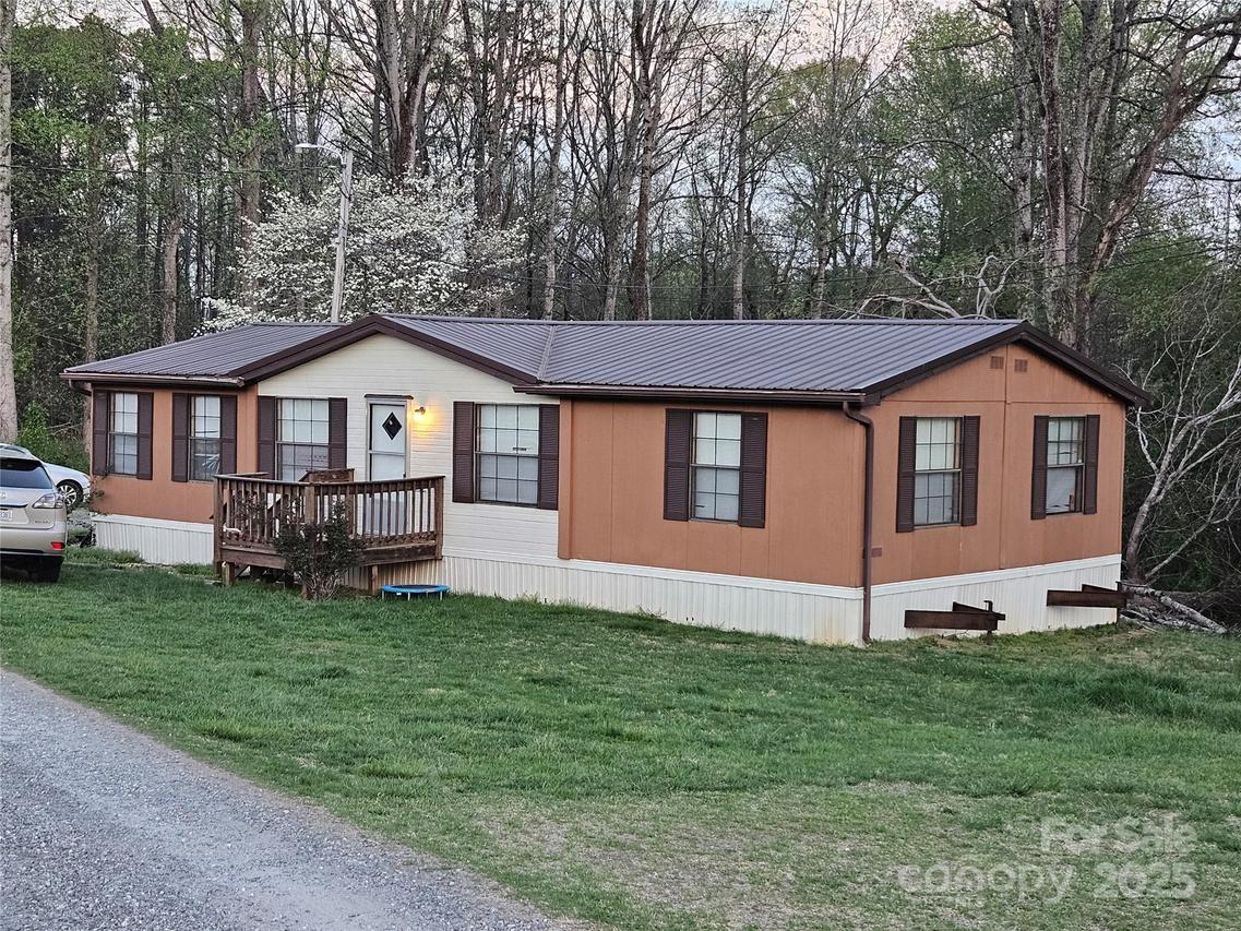 4247 Burkemont Rd., Morganton, NC 28655