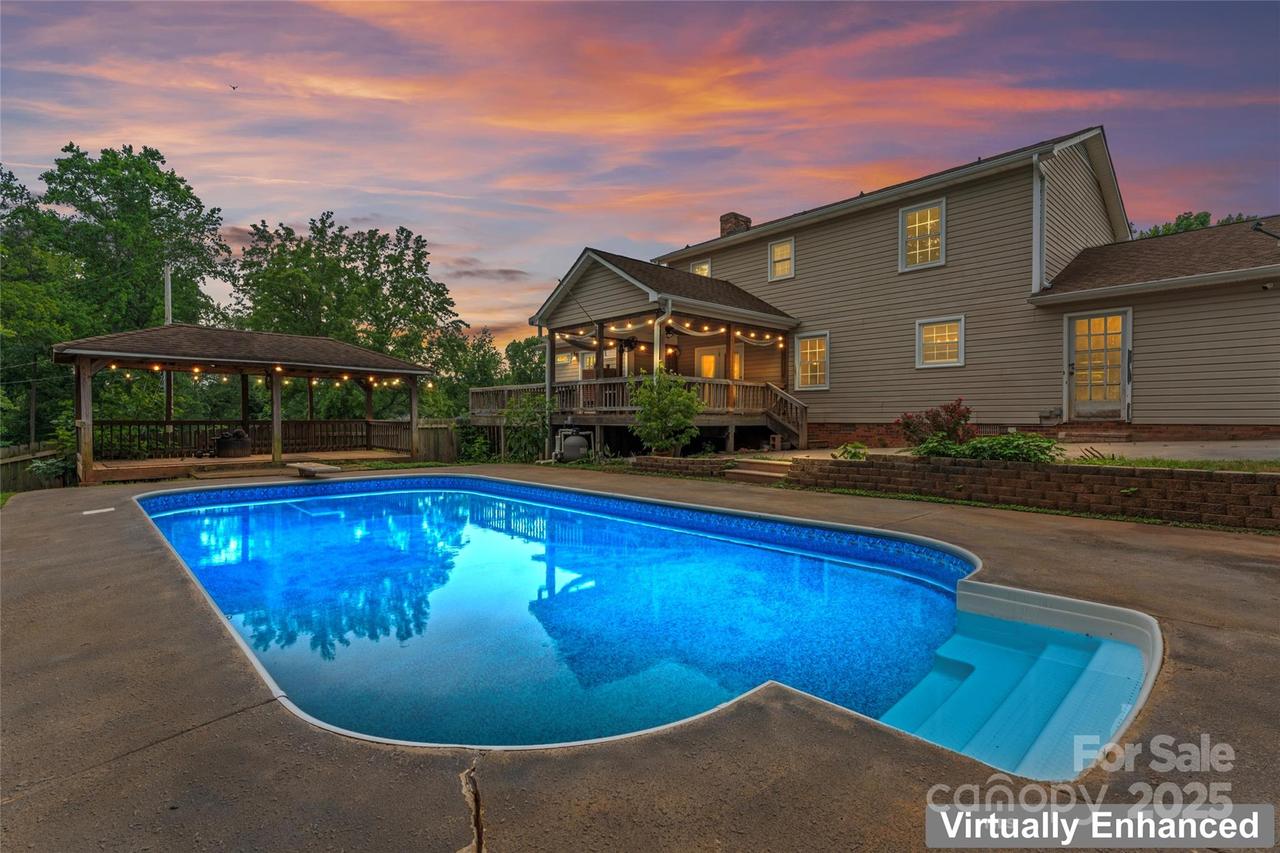 1724 Windy Rush Ln., Gastonia, NC 28054
