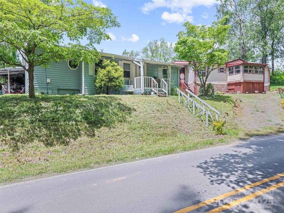 3407 & 3383 Thickety Rd., Clyde, NC 28721