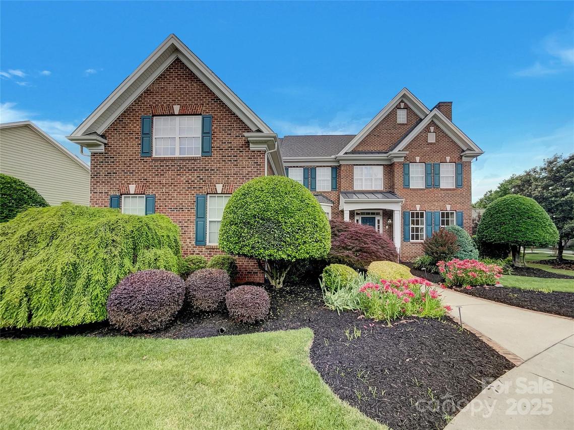 1000 Sarandon Dr., Matthews, NC 28104