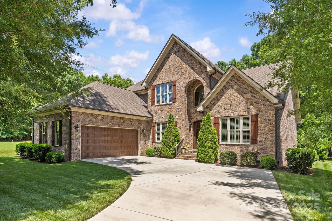 6211 Cruden Bay Way, Charlotte, NC 28277