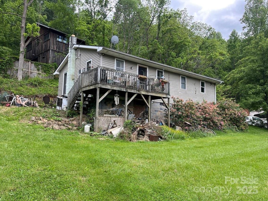 125 Parker Cove Rd., Weaverville, NC 28787