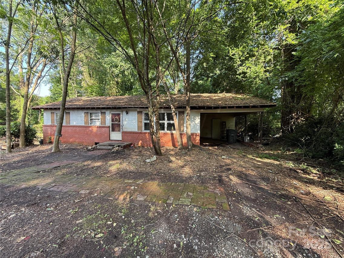112 Greenwood Ave., Belmont, NC 28012
