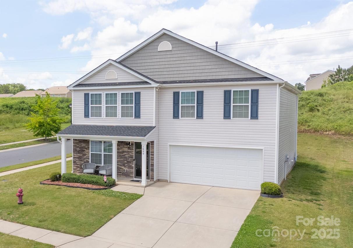 1600 Gaston Mountain Dr., Dallas, NC 28034