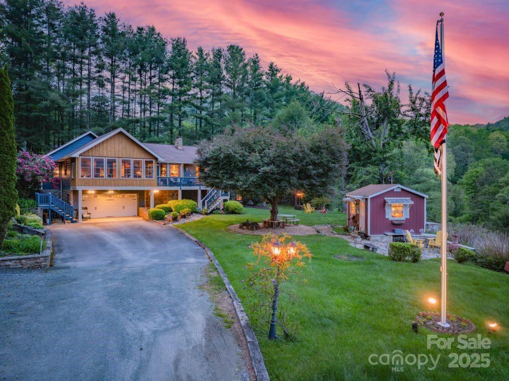 [Address Hidden by Seller], Vilas, NC 28692