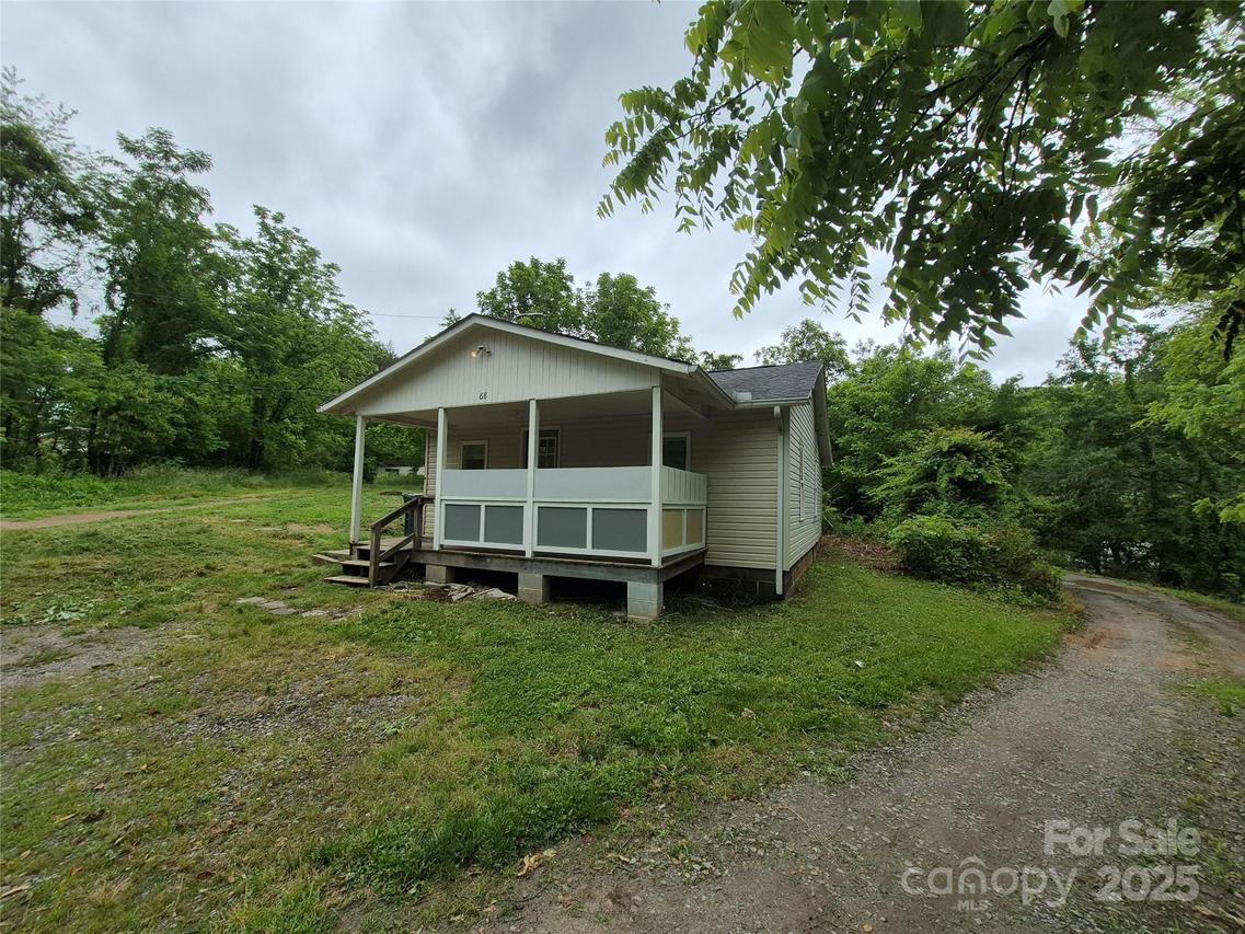68 Covered Bridge Ln., Asheville, NC 28804