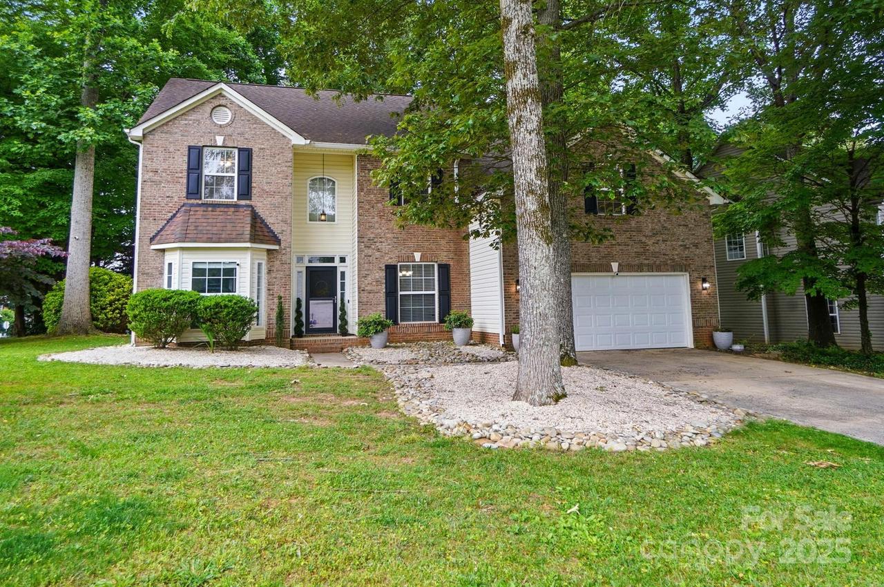 2426 Tory Oak Pl., Matthews, NC 28105