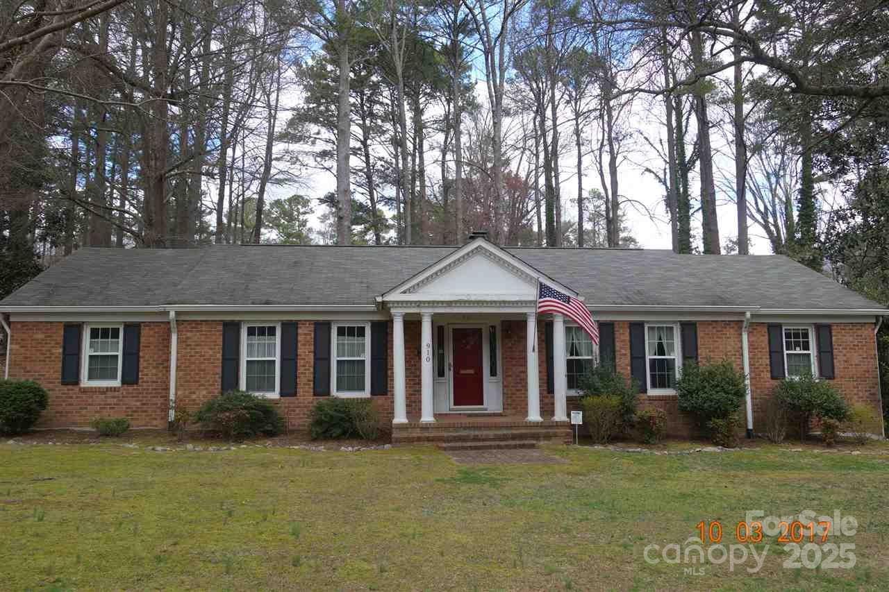 910 Parham St., Henderson, NC 27536