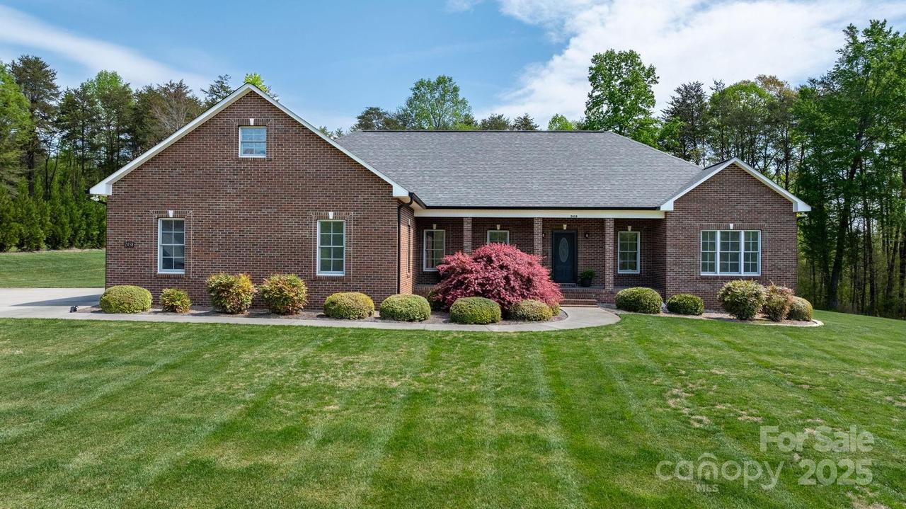 2458 Genelia Dr., Claremont, NC 28610