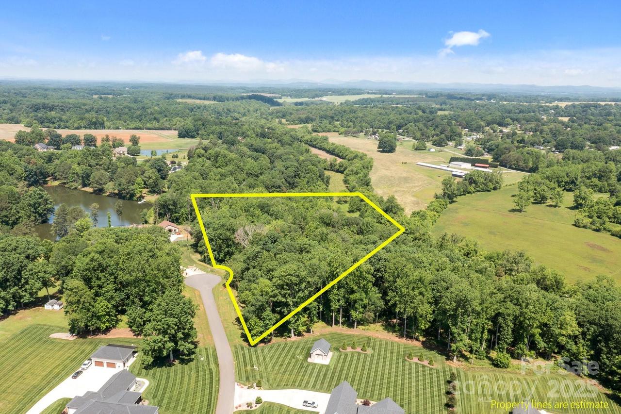128 Backrush Ct., Statesville, NC 28625