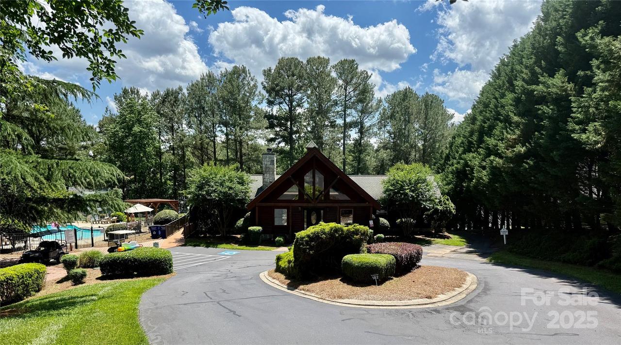 5418 Breakwater Dr., Granite Falls, NC 28630