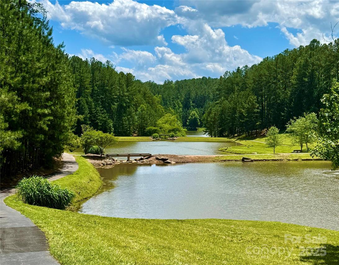 5418 Breakwater Dr., Granite Falls, NC 28630