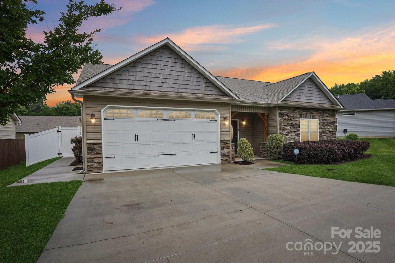 2021 Chantilly Ln., Salisbury, NC 28146