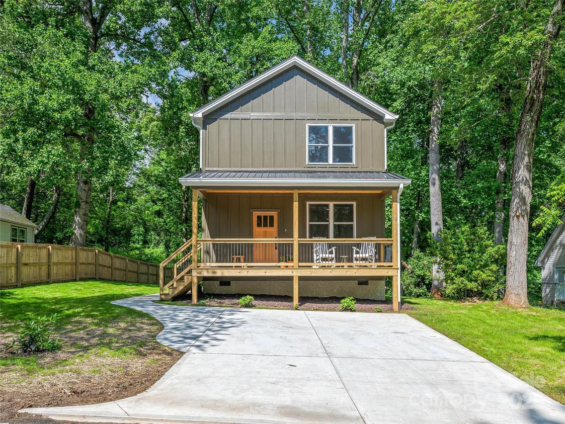 13 Pinecrest Dr., Asheville, NC 28803