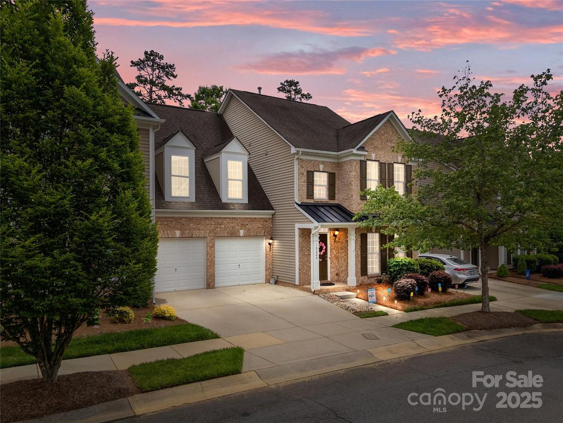 10206 Linksland Dr., Huntersville, NC 28078