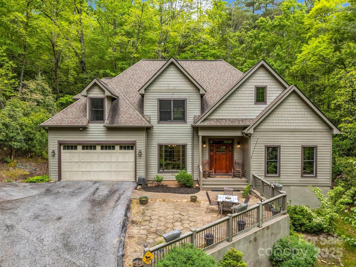 605 Salola Ln., Brevard, NC 28712