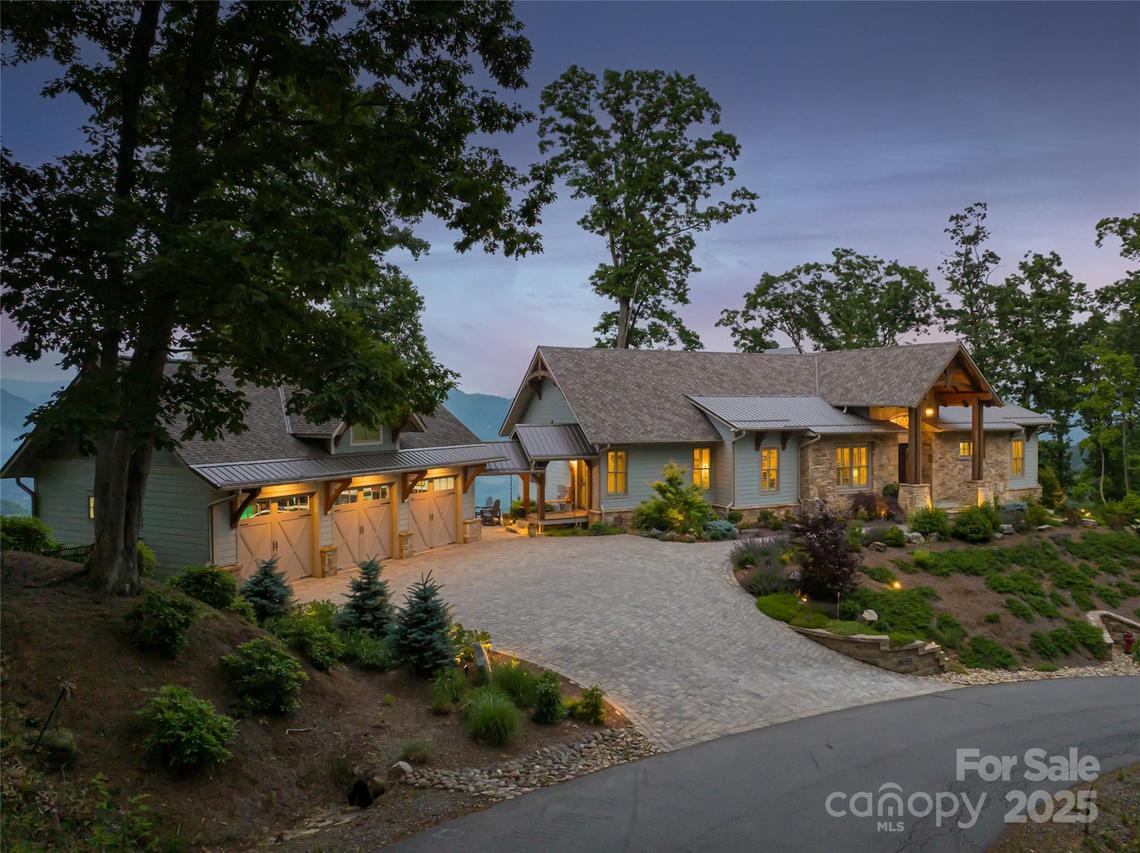 442 Signature Row Blvd., Waynesville, NC 28785