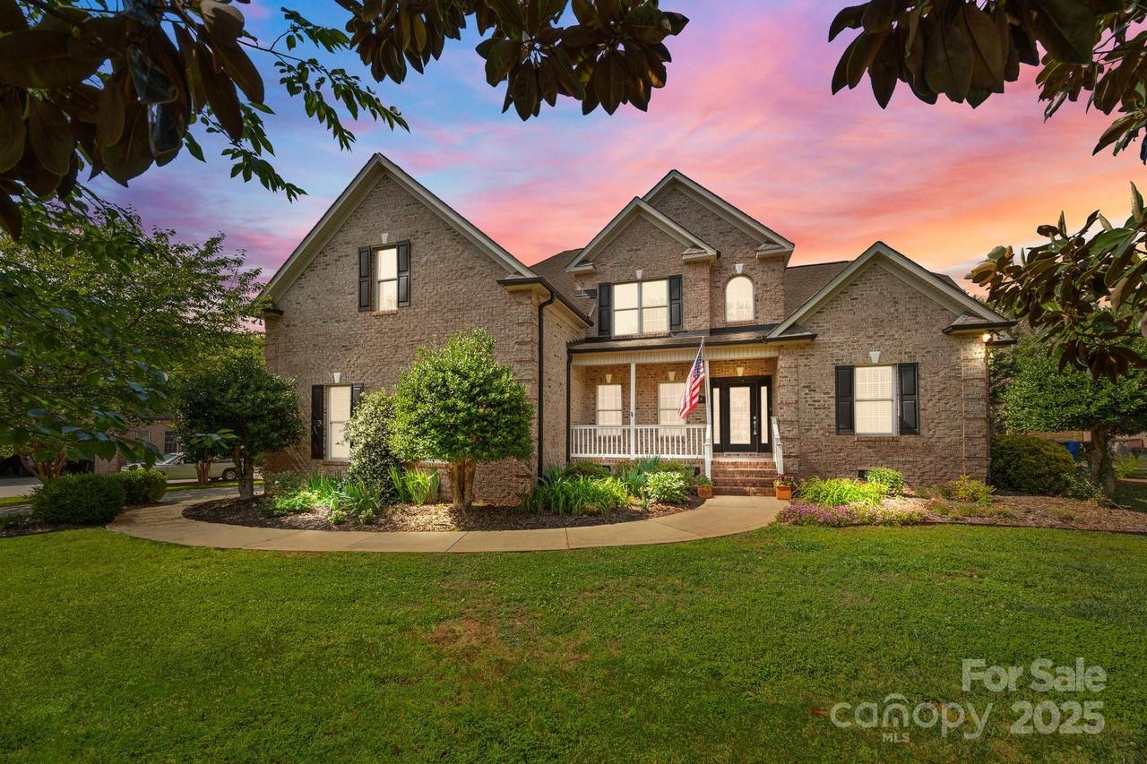 389 Ponderosa Cir., Mooresville, NC 28117