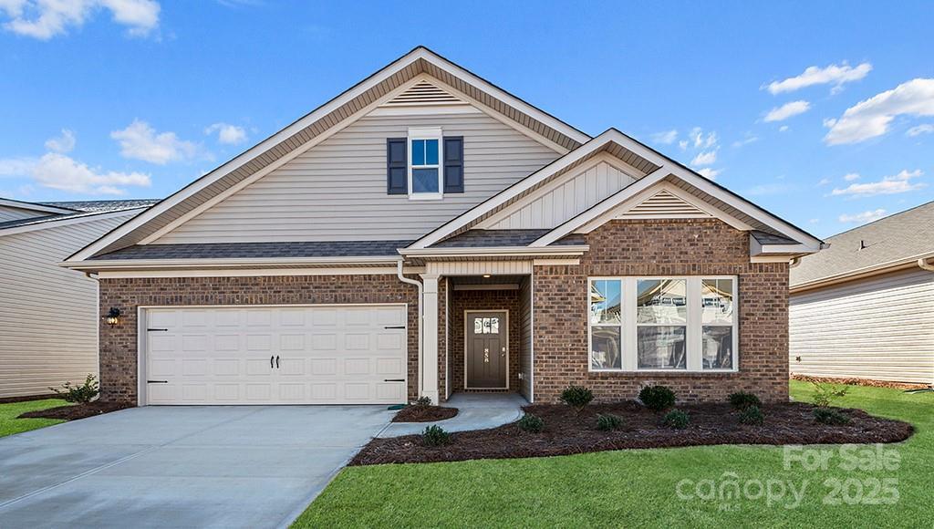 674 Georgie St., Troutman, NC 28166