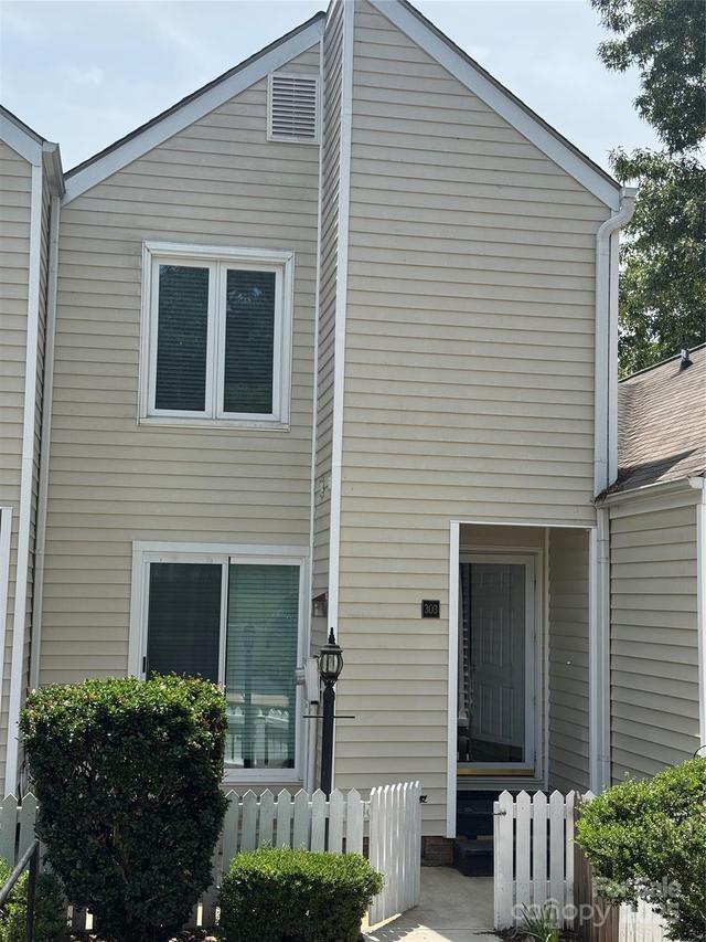 303 Eastwood Dr., Salisbury, NC 28146