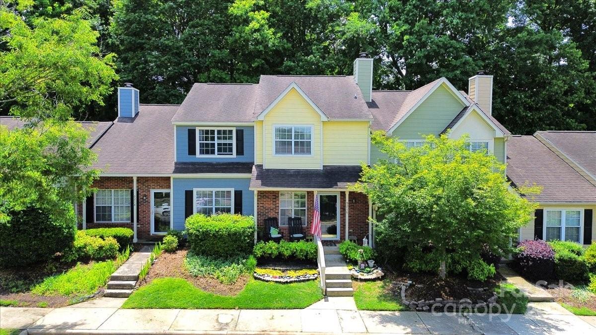 9216 Four Mile Creek Rd., Charlotte, NC 28277