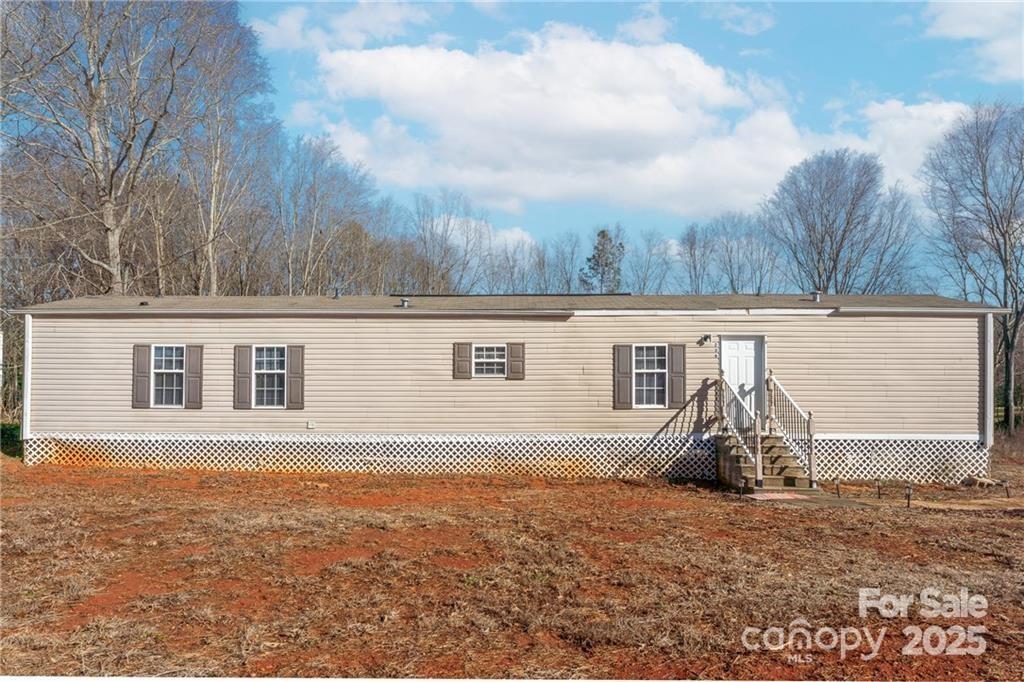 236 New Hope Rd., Lawndale, NC 28090