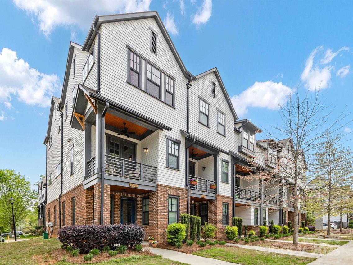 933 E 36th St., Charlotte, NC 28205