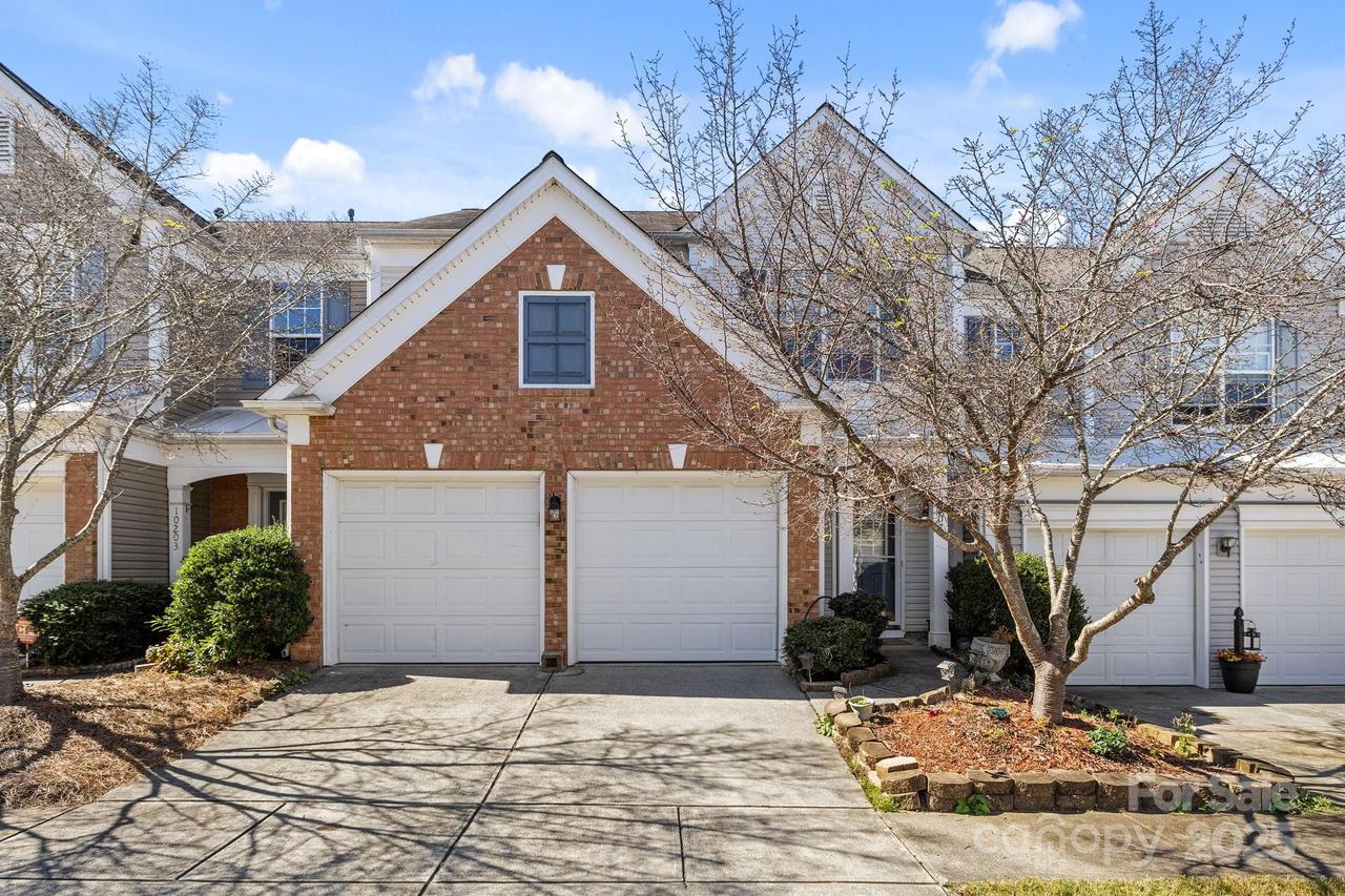 10207 Garmoyle St., Charlotte, NC 28277