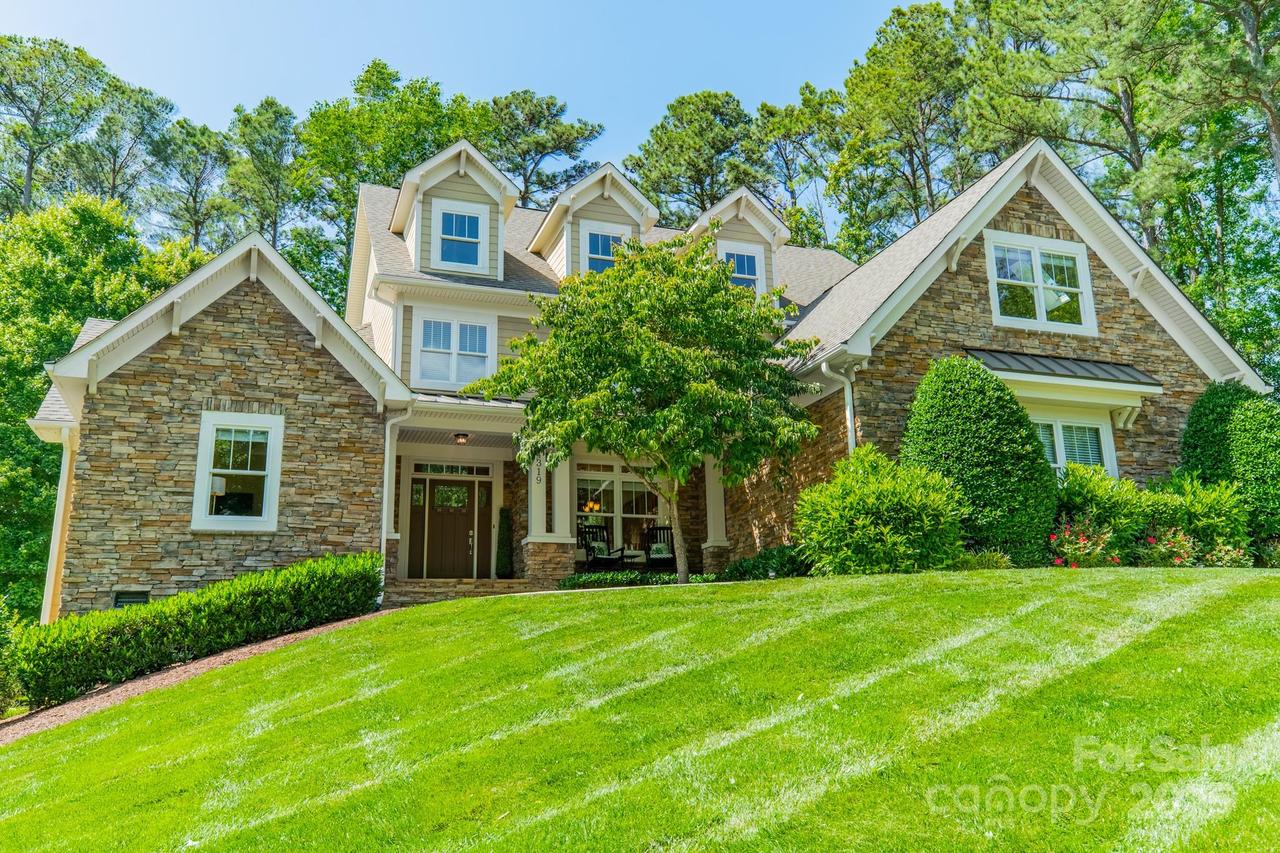 4319 Sailview Dr., Denver, NC 28037