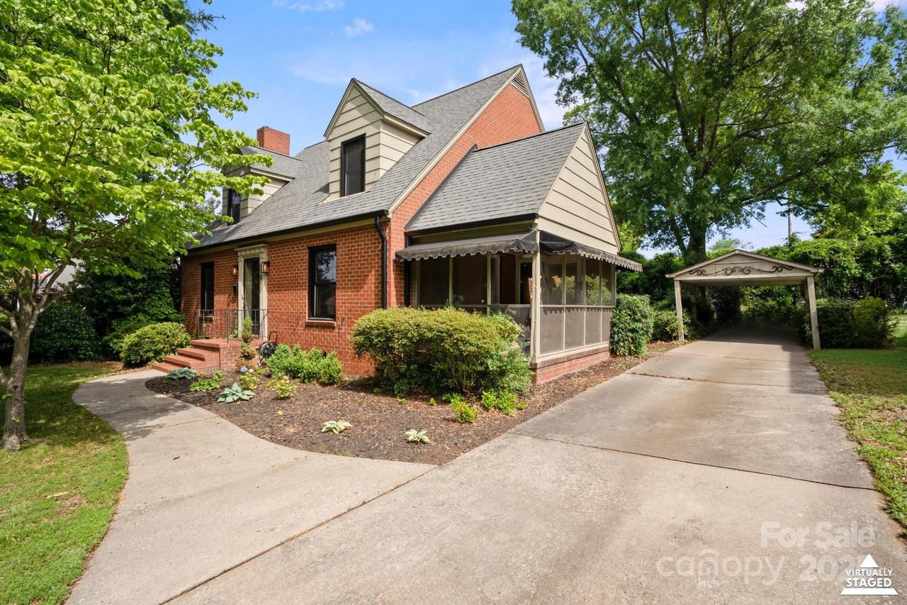 720 Ferndale Blvd., High Point, NC 27262